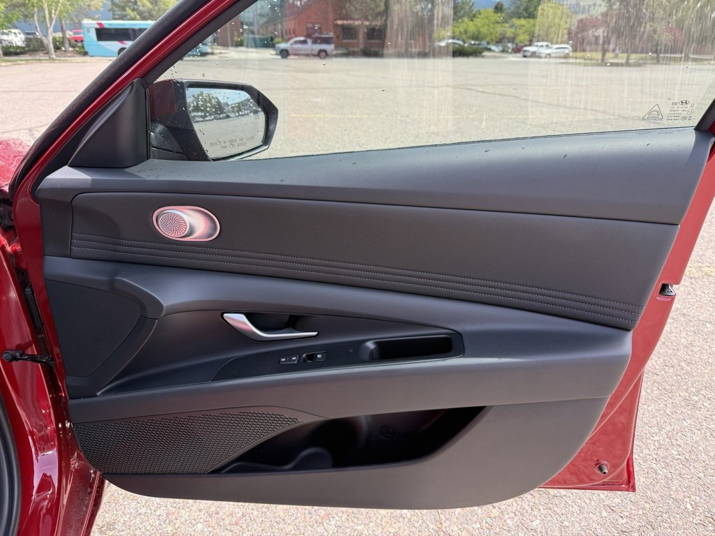 New 2025 Hyundai Elantra SEL w/ Cargo Package image 13