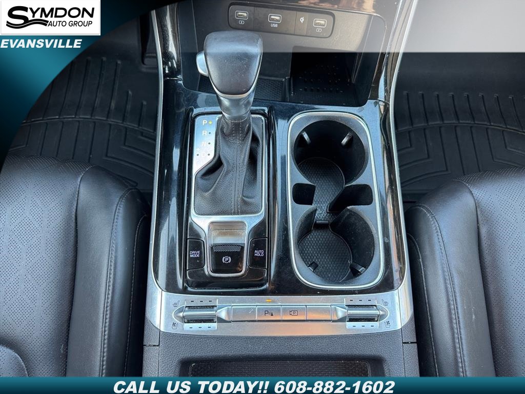 Used 2022 Kia Carnival SX image 16