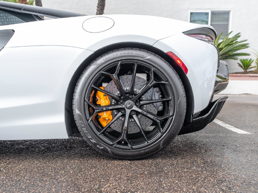 New 2026 McLaren Artura RWD image 26
