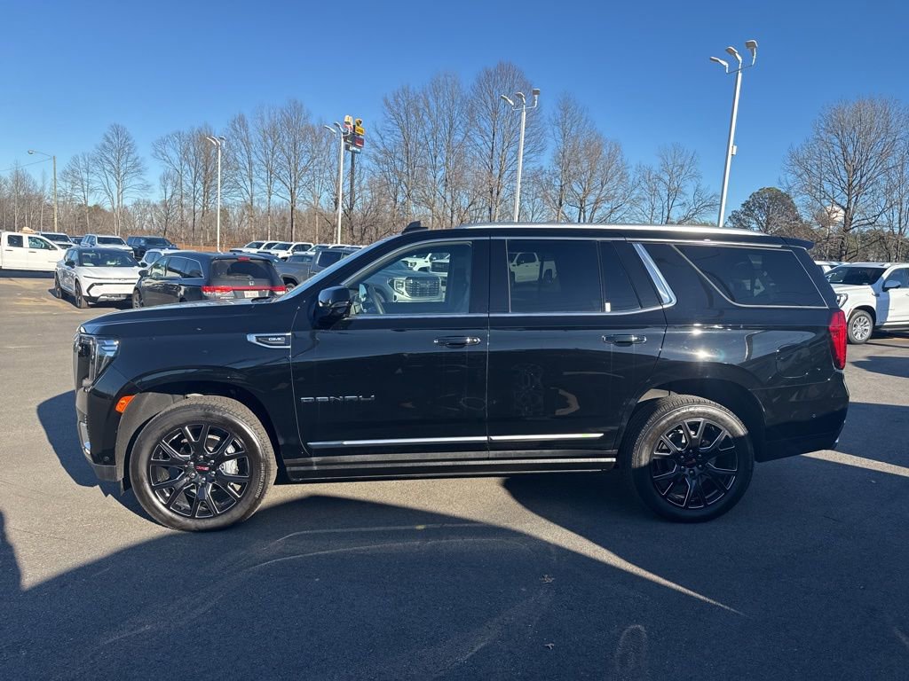 Used 2023 GMC Yukon Denali w/ Denali Reserve Package image 2