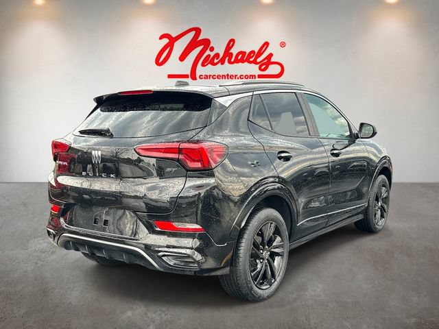 Used 2024 Buick Encore GX Sport Touring AWD/4WD image 3