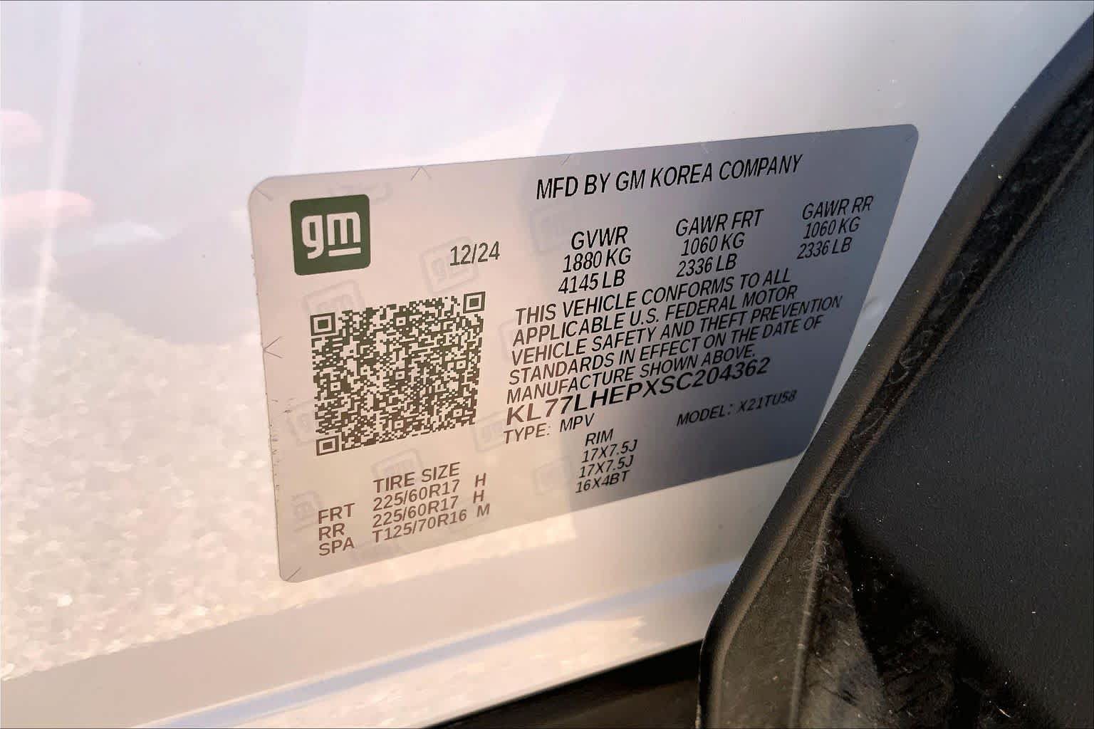 Used 2025 Chevrolet Trax LT FWD image 36