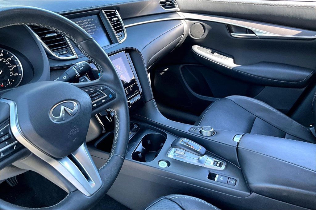 Used 2023 INFINITI QX50 Luxe FWD image 14