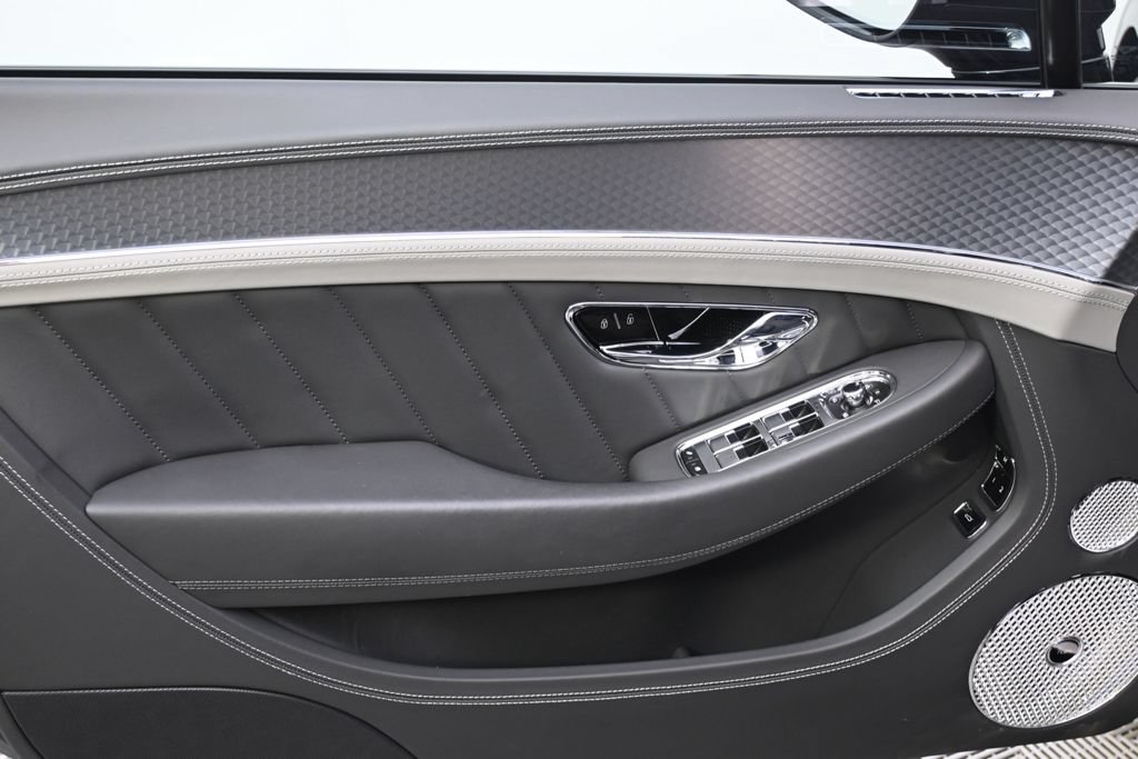 Used 2024 Bentley Continental GT AWD/4WD image 27