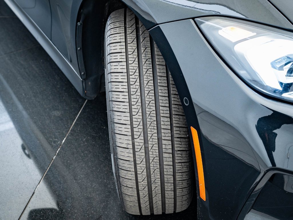 Used 2024 BMW 330i xDrive Sedan w/ Premium Package image 39