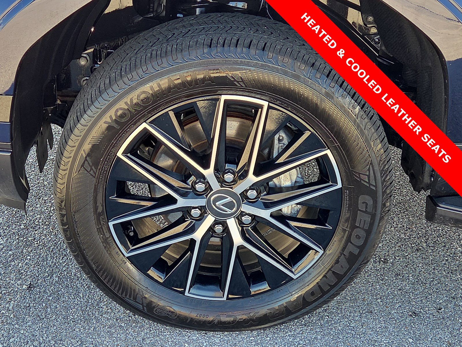 Used 2024 Lexus GX 550 GX 550 Premium+ w/ Accessory Package (Z1) image 7