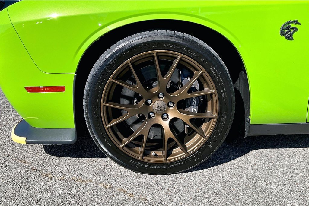 Used 2023 Dodge Challenger SRT Hellcat w/ Driver Convenience Group RWD image 11
