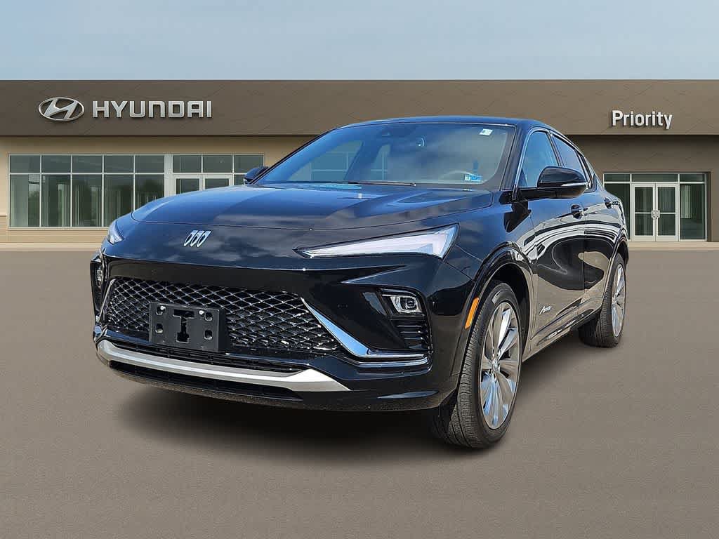 Used 2025 Buick Envista Avenir FWD image 1