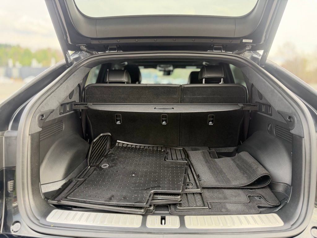 Used 2023 Genesis GV60 Performance AWD/4WD image 6