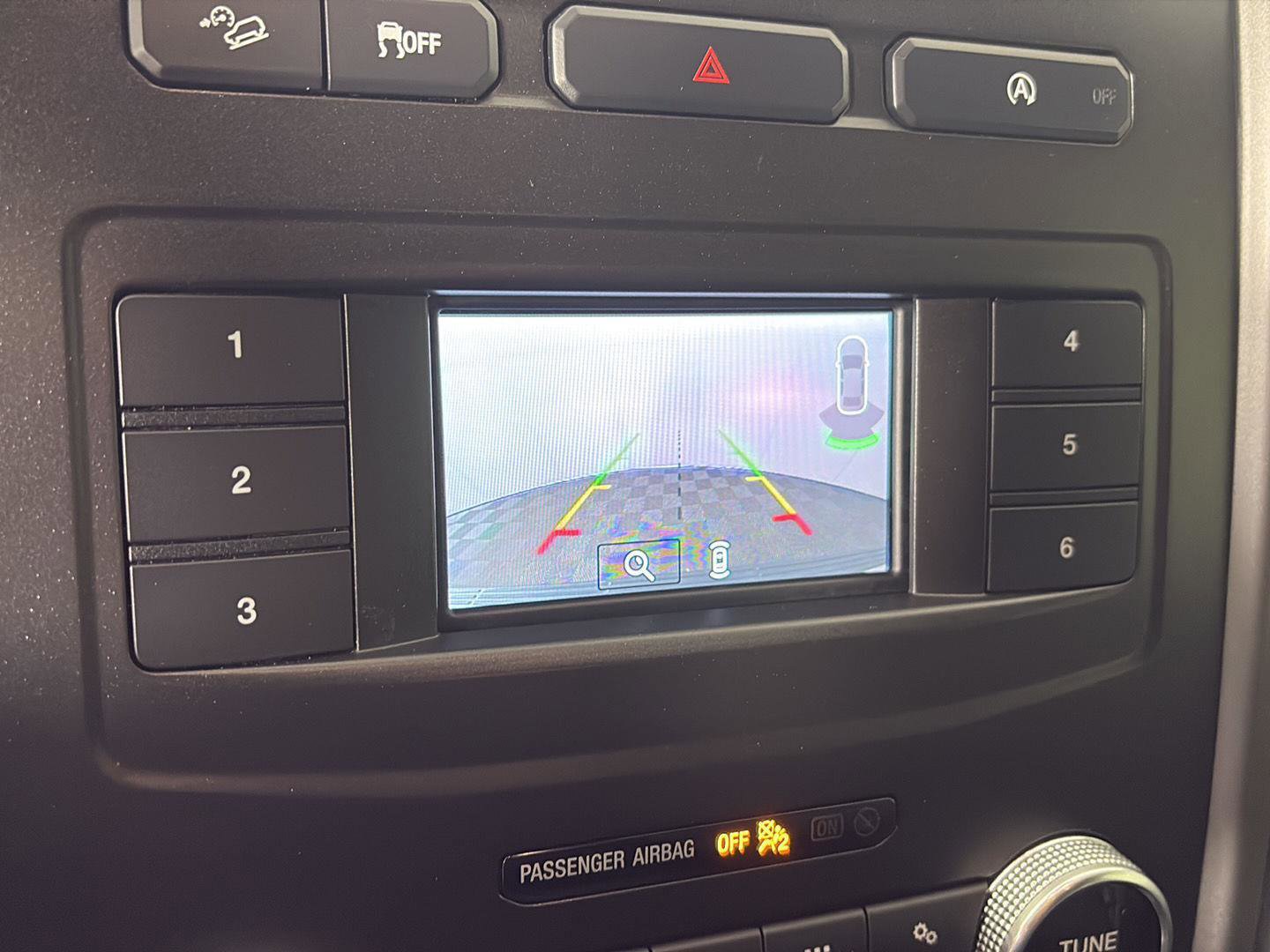 Used 2018 Ford Expedition XLT image 10