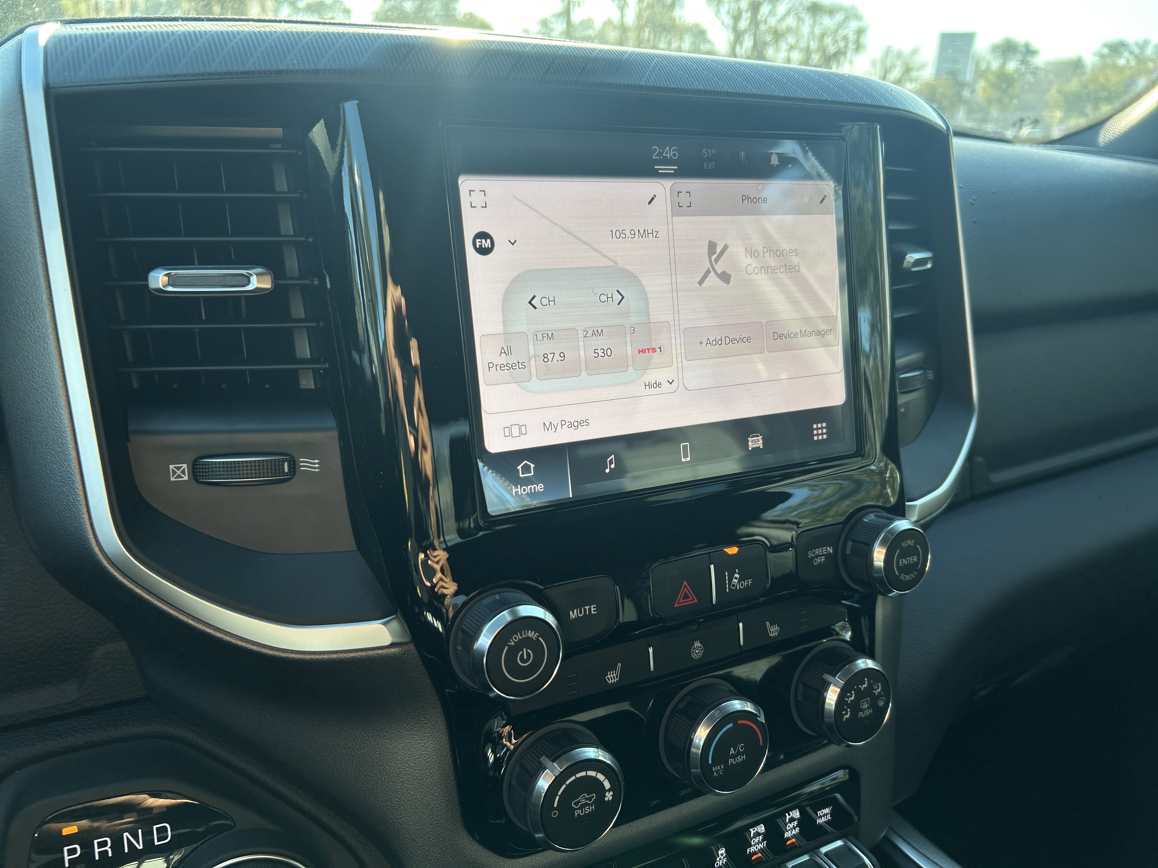 New 2026 RAM 1500 4x4 Crew Cab image 27