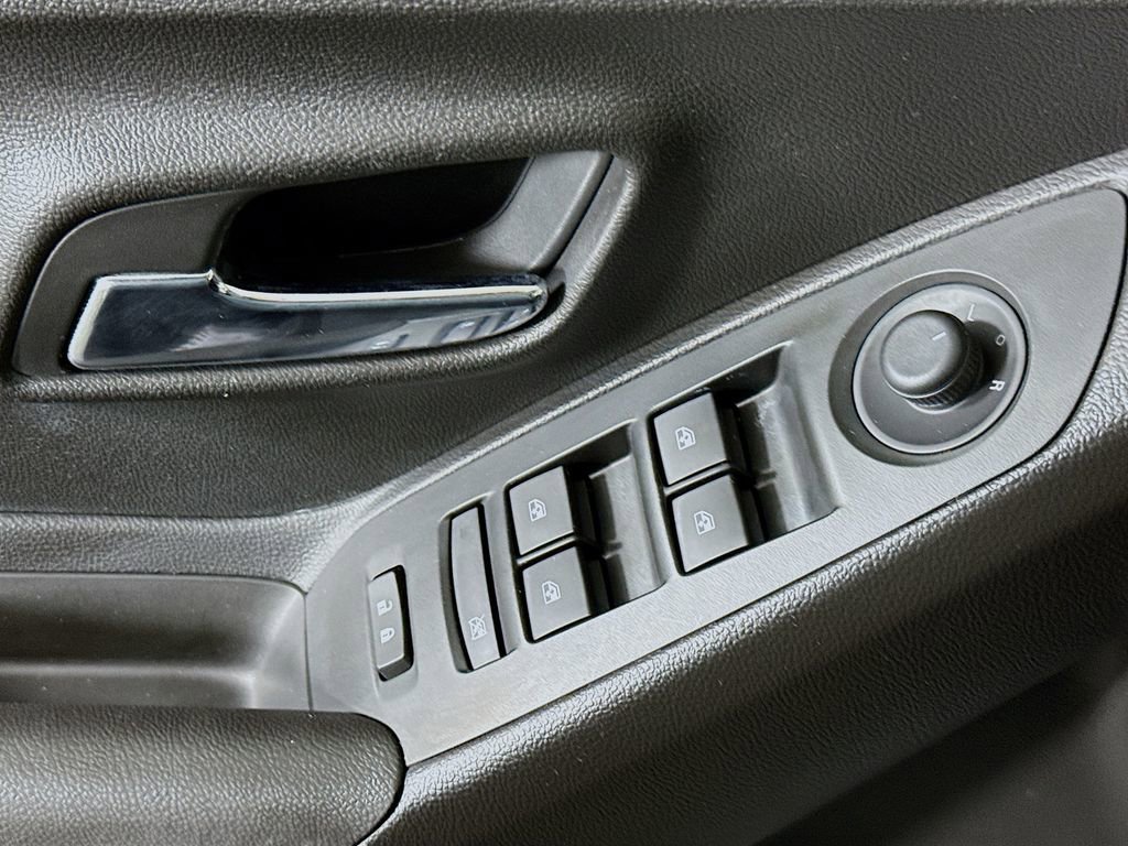 Used 2018 Chevrolet Trax LT w/ LT Convenience Package image 19