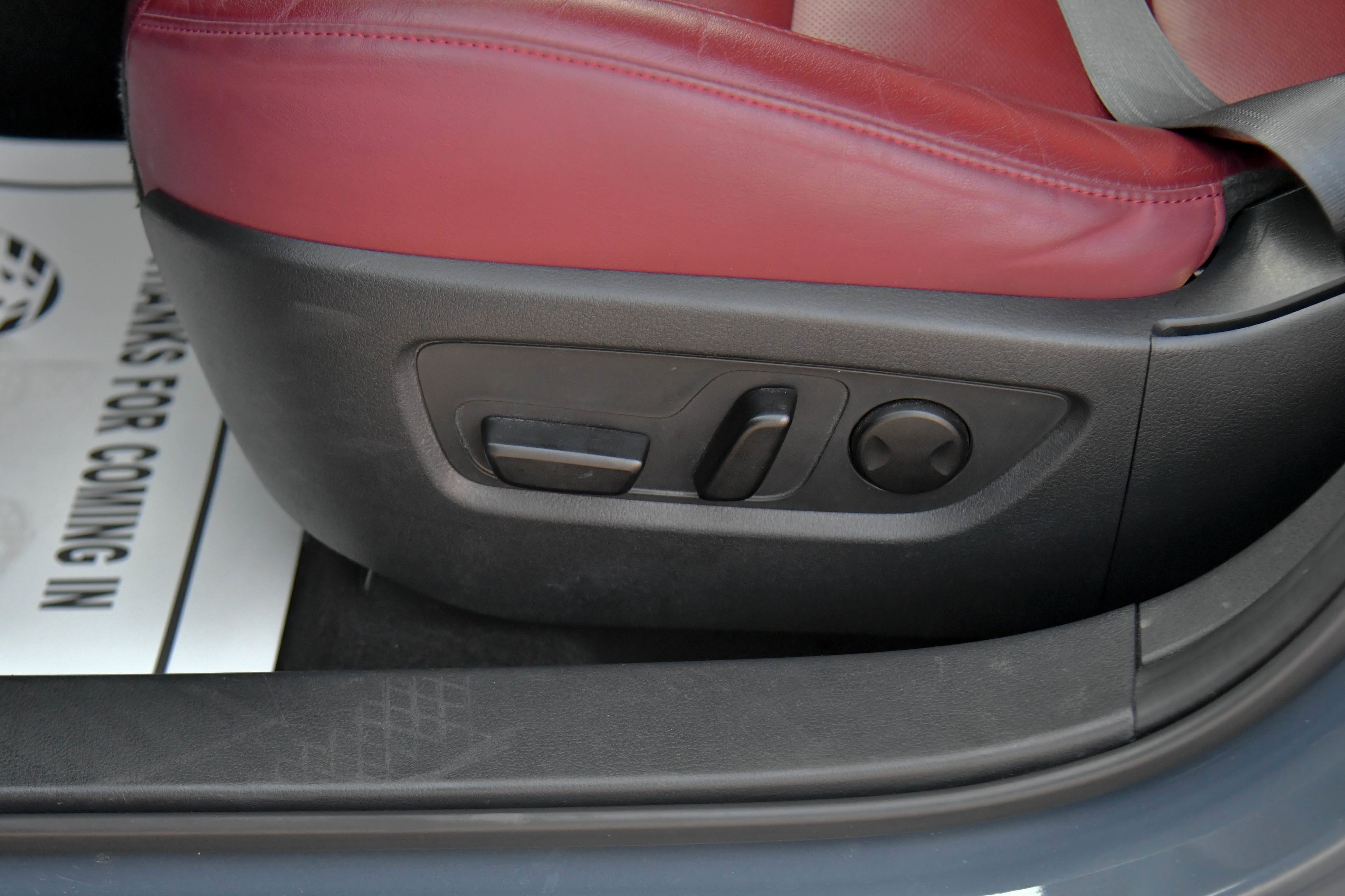 Used 2025 MAZDA CX-30 AWD 2.5 S w/ Preferred Package image 17