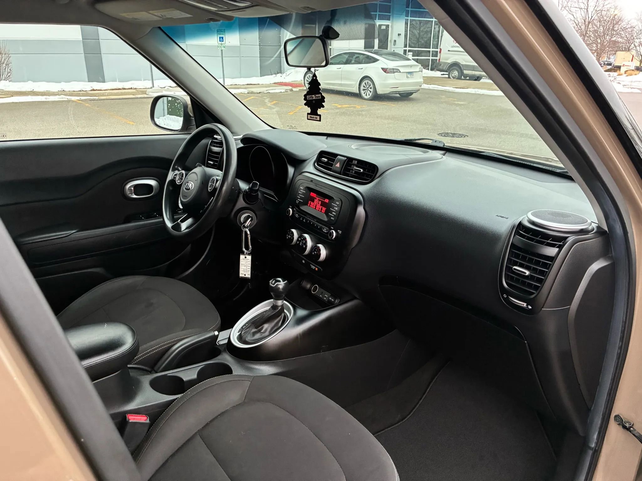 Used 2015 Kia Soul image 18