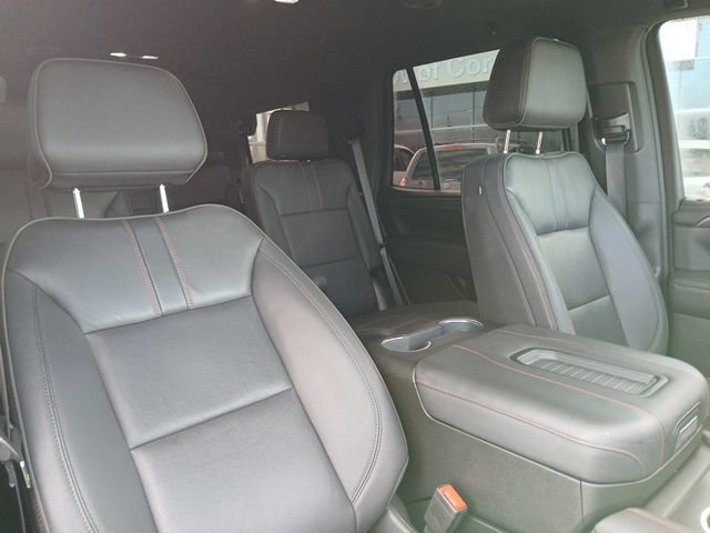 Used 2023 Chevrolet Tahoe RST w/ Luxury Package image 17