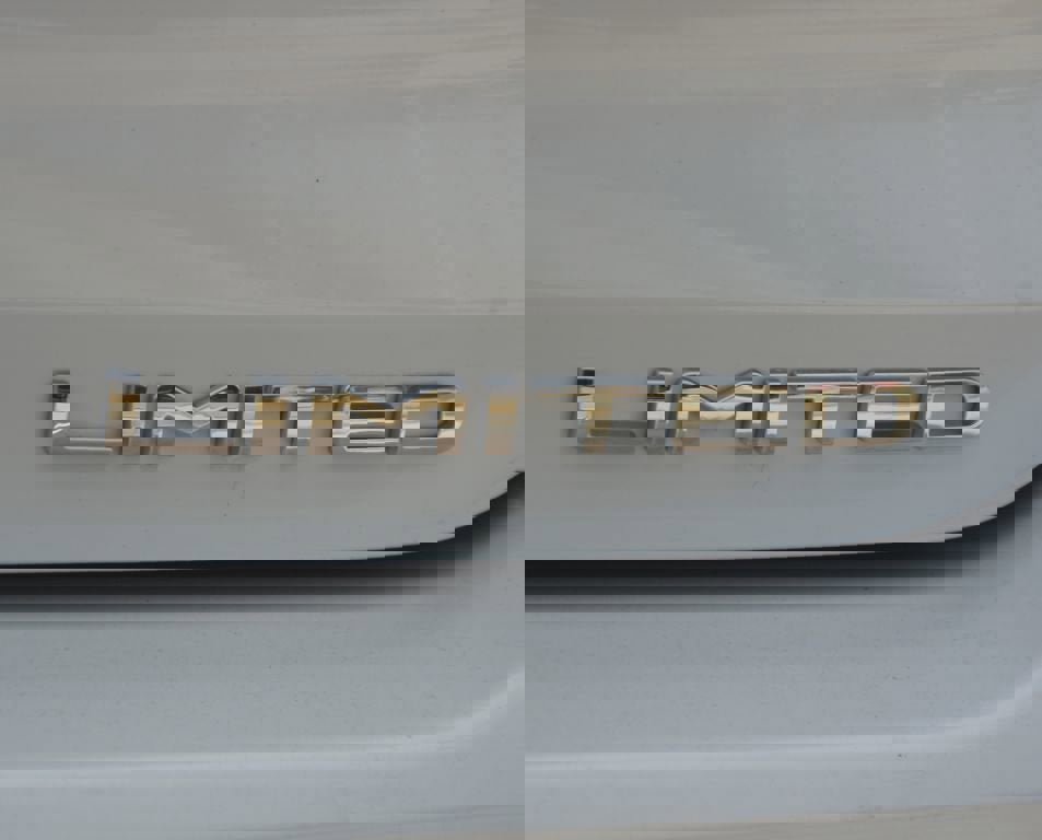 Certified 2025 Toyota Highlander Limited image 20