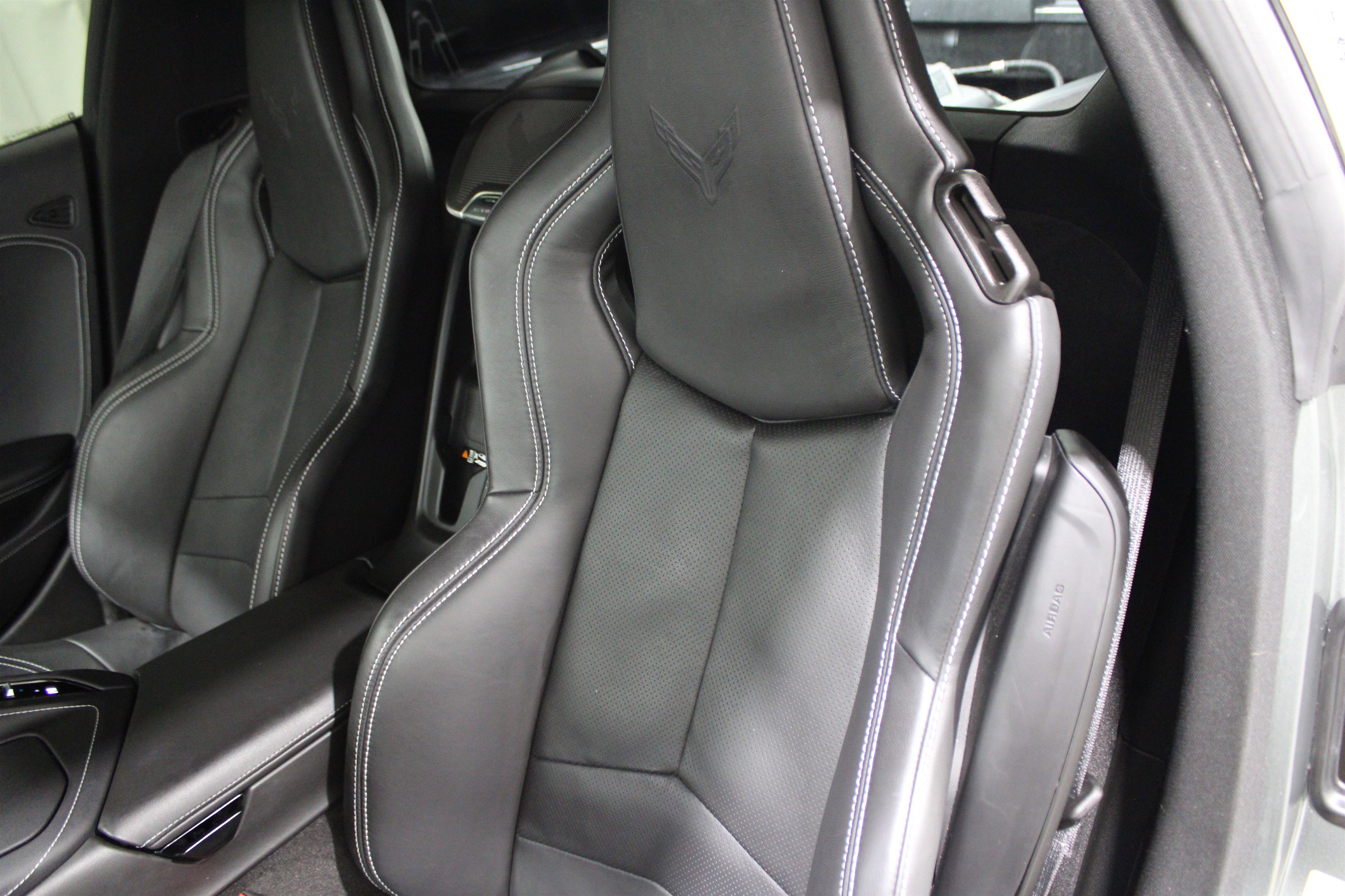 Used 2022 Chevrolet Corvette Stingray Preferred Cpe w/ 2LT image 5