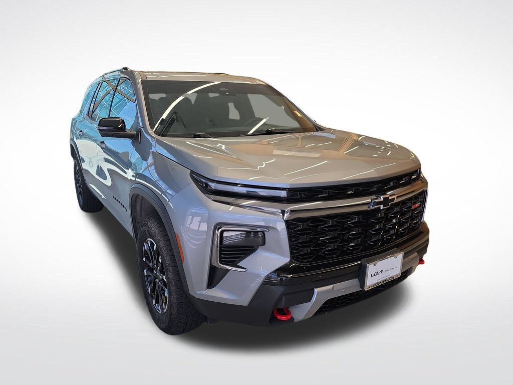 Used 2024 Chevrolet Traverse Z71 AWD/4WD image 9