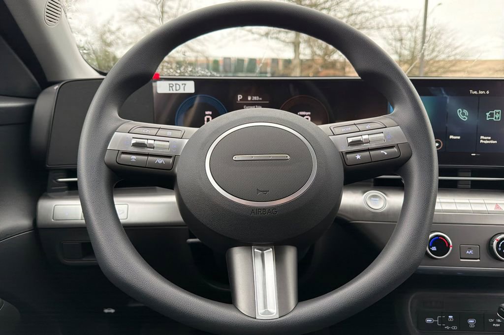 New 2026 Hyundai Kona SE image 21