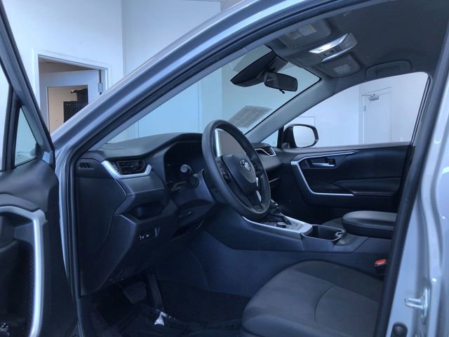 Used 2025 Toyota RAV4 XLE image 11