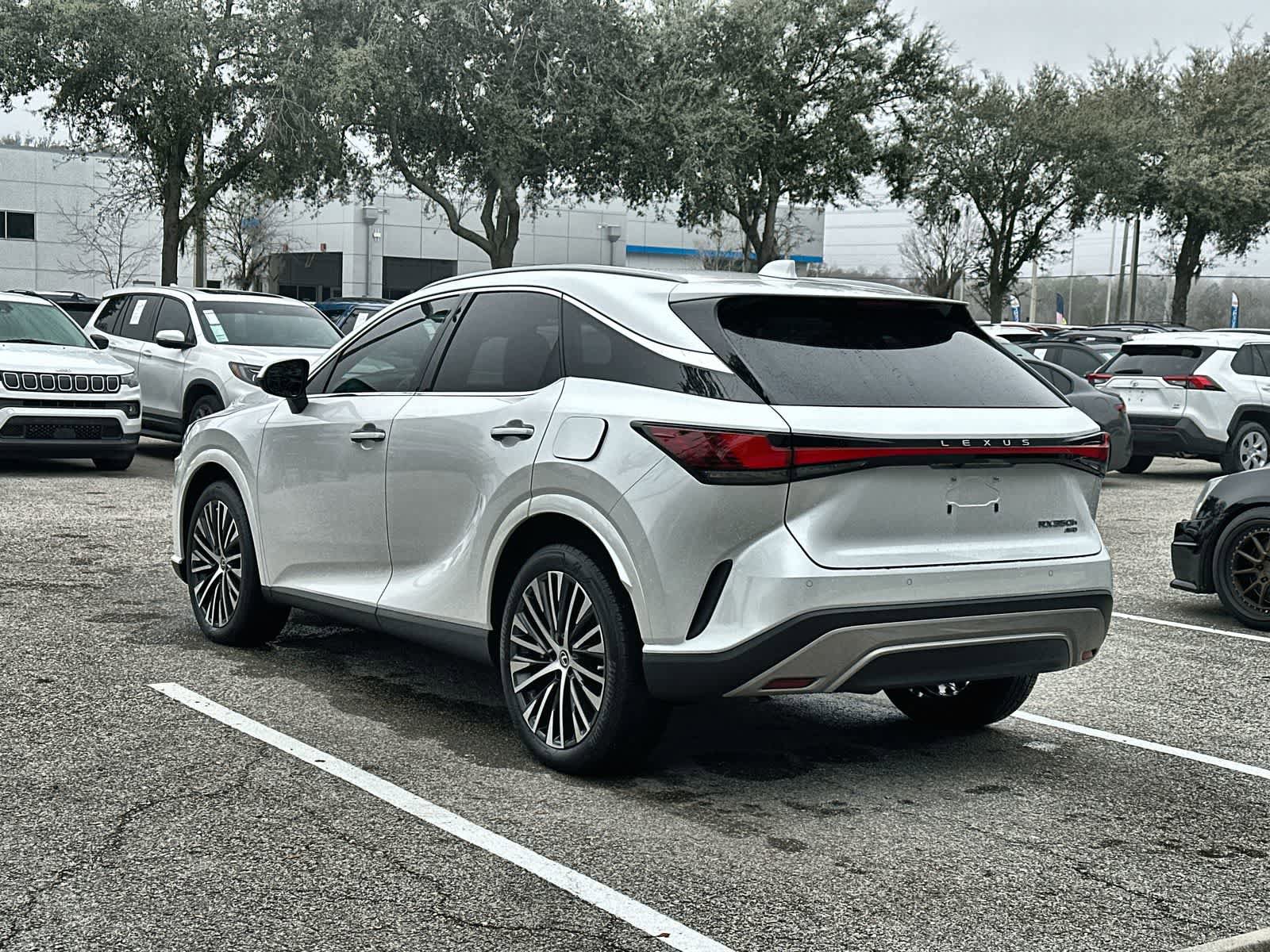 Used 2024 Lexus RX 350 w/ Technology Package AWD/4WD image 5