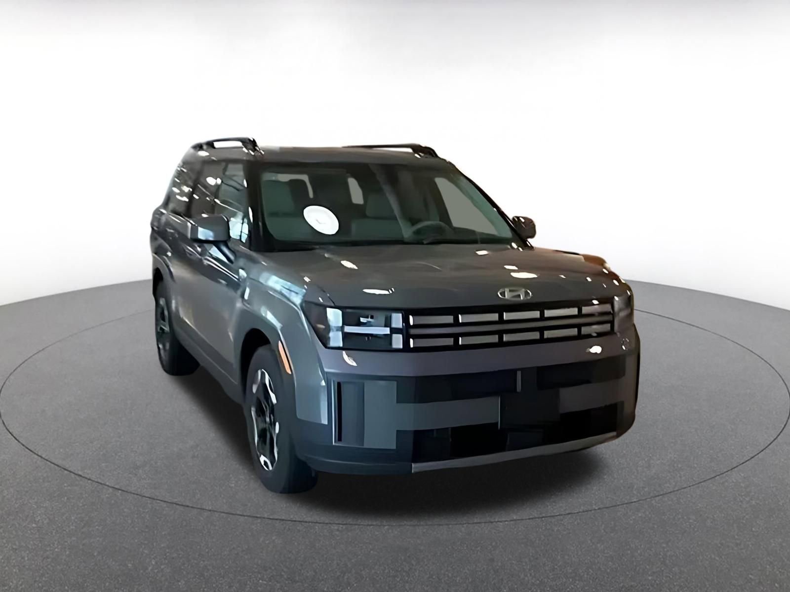 Used 2025 Hyundai Santa Fe SEL AWD/4WD image 2