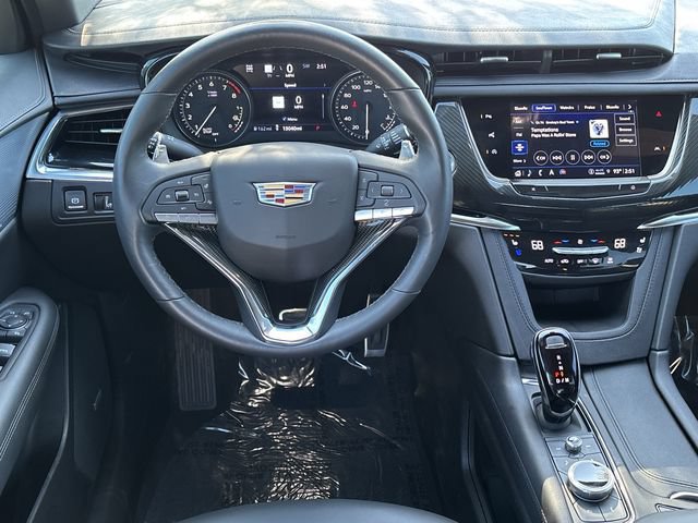 Used 2025 Cadillac XT6 Sport w/ Technology Package AWD/4WD image 11