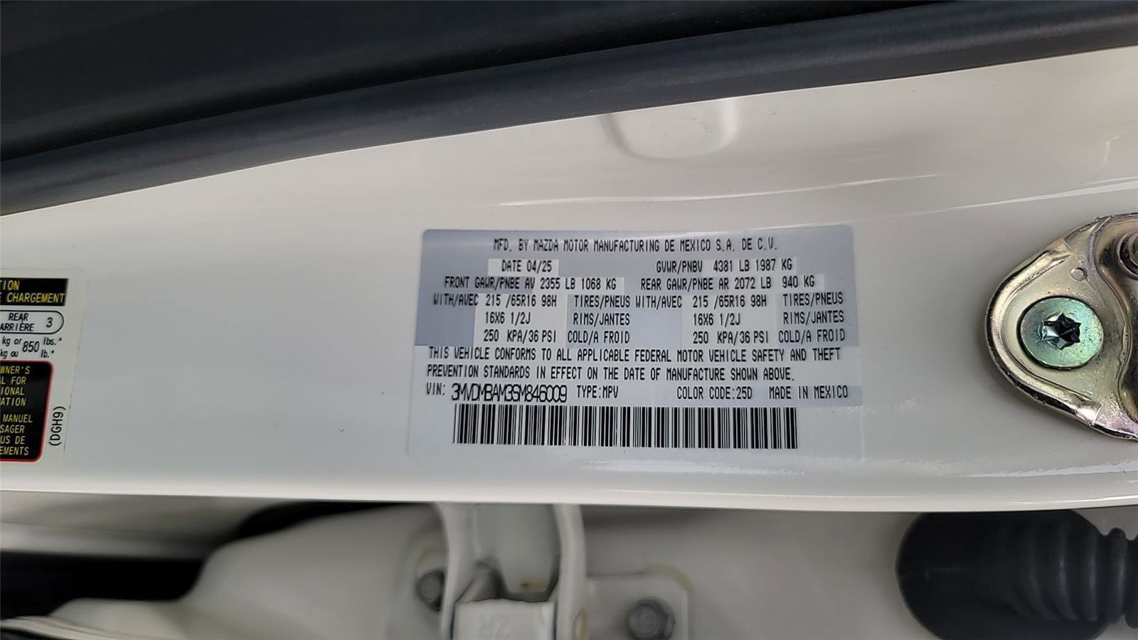 New 2025 MAZDA CX-30 AWD 2.5 S image 32