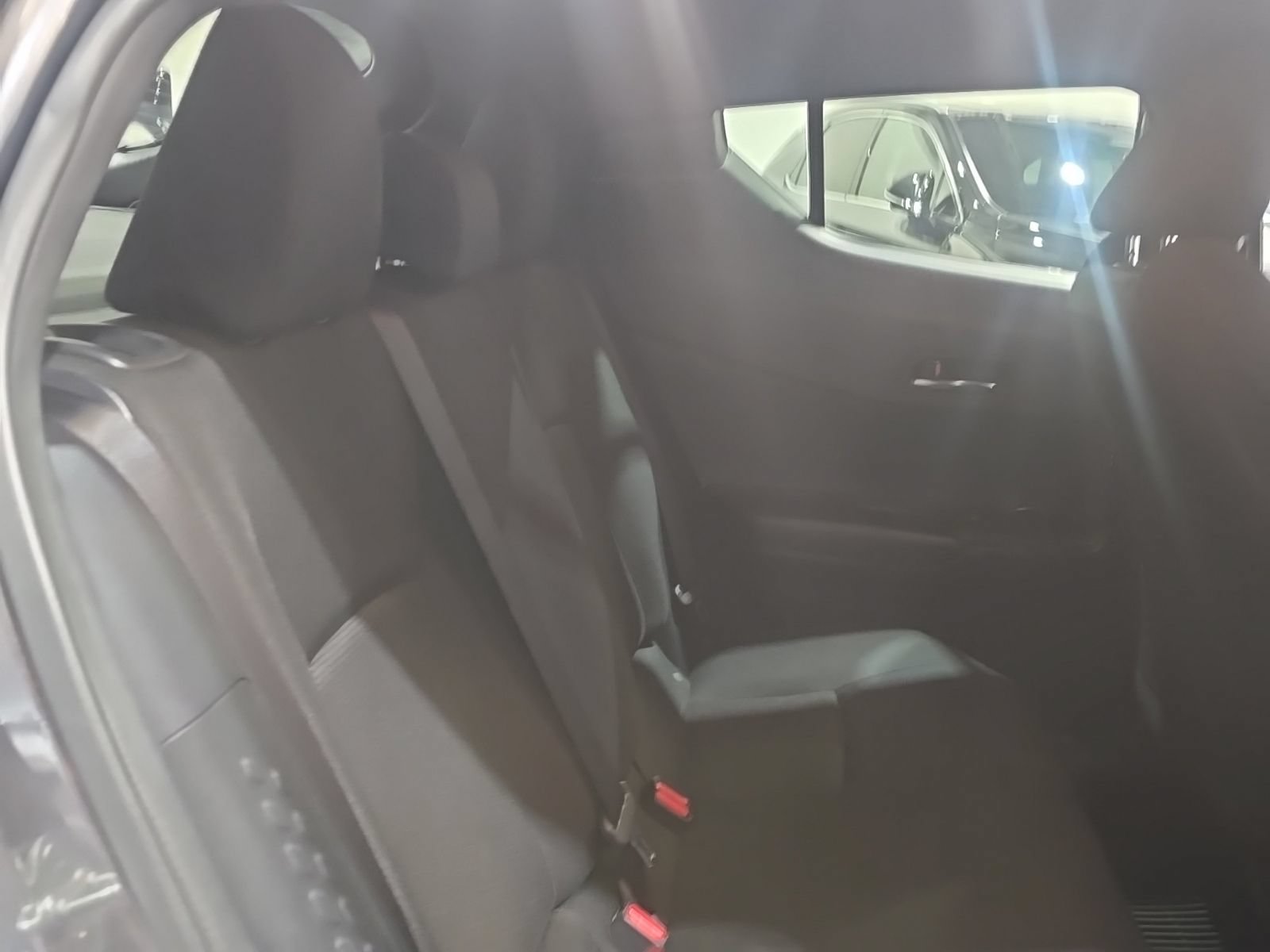 Used 2019 Toyota C-HR LE FWD image 16