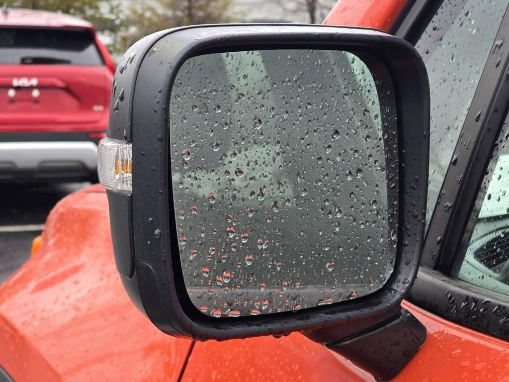 Used 2021 Jeep Renegade Trailhawk image 24