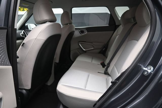 Used 2025 Kia Soul LX FWD image 20