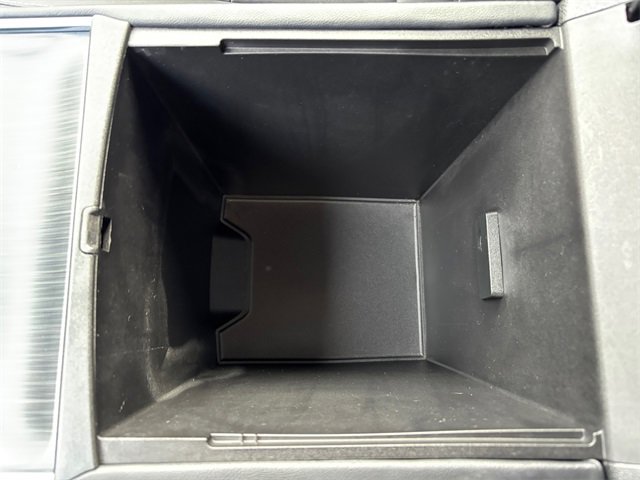 Used 2024 GMC Acadia Elevation image 33