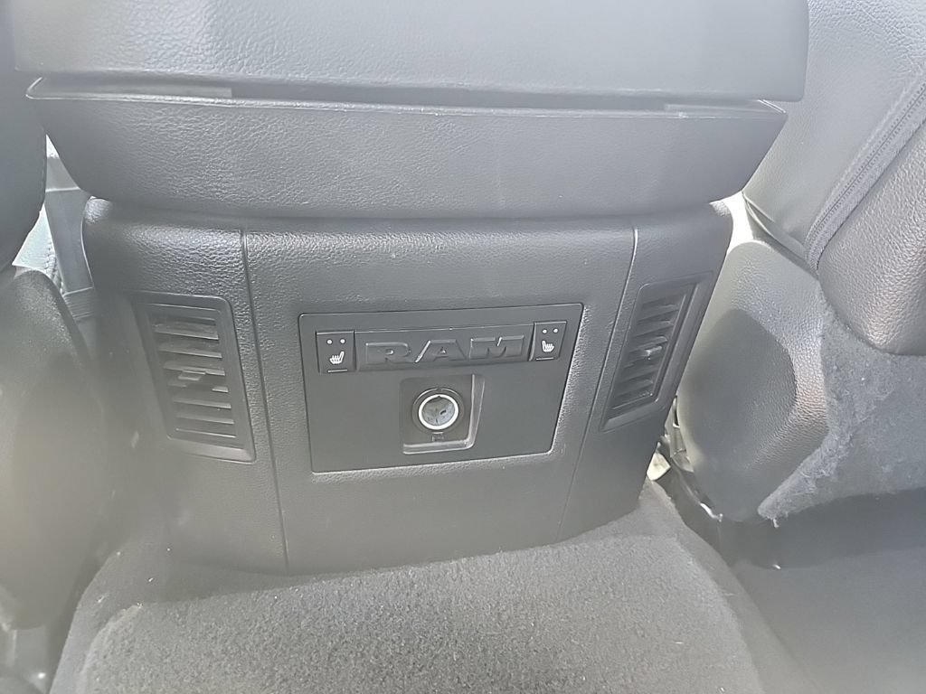 Used 2017 RAM 2500 Laramie w/ Convenience Group AWD/4WD image 35
