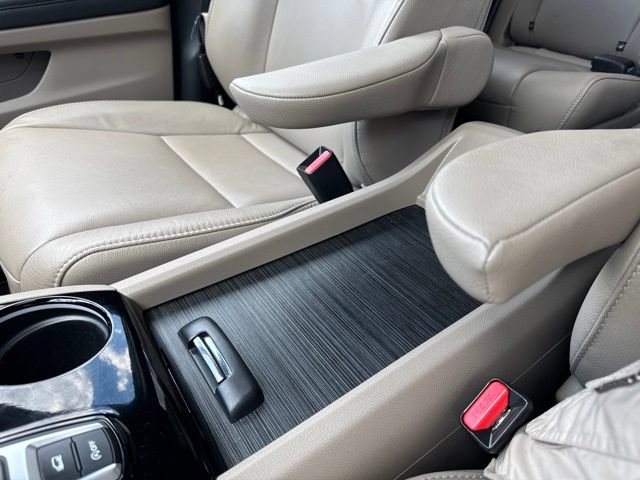 Used 2022 Honda Pilot Touring image 15