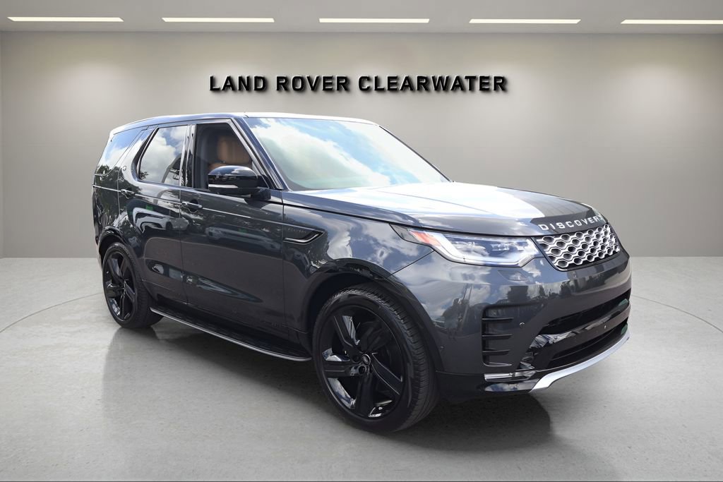 Used 2024 Land Rover Discovery Metropolitan Edition AWD/4WD image 7