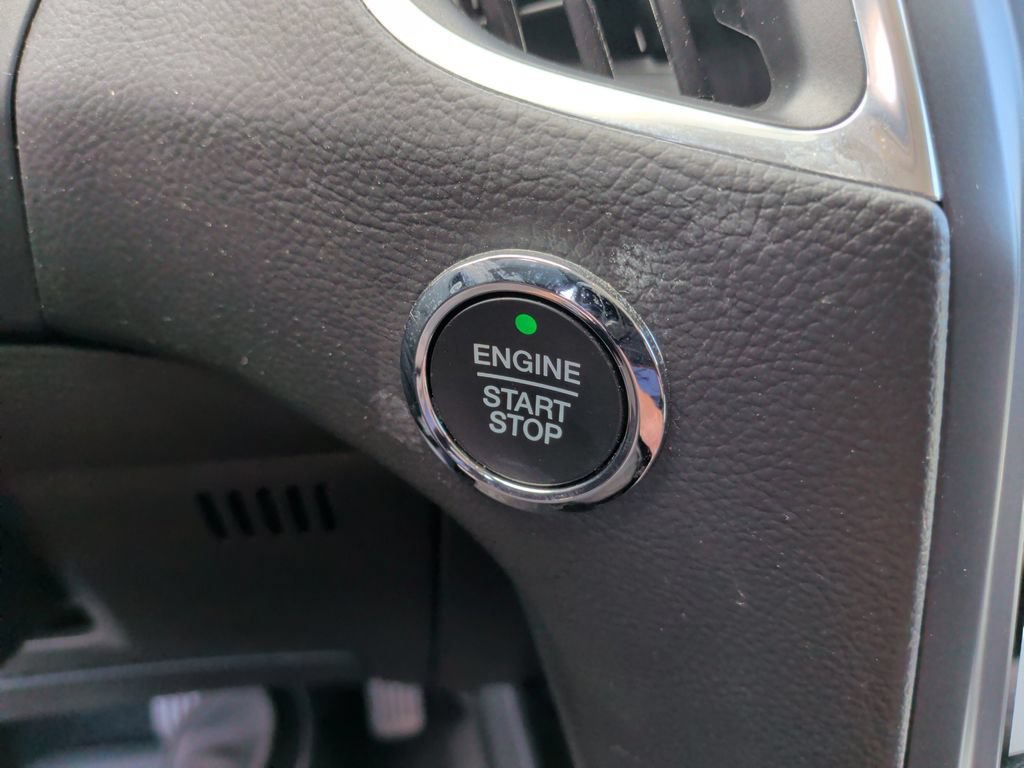Certified 2022 Ford Edge Titanium AWD/4WD image 22
