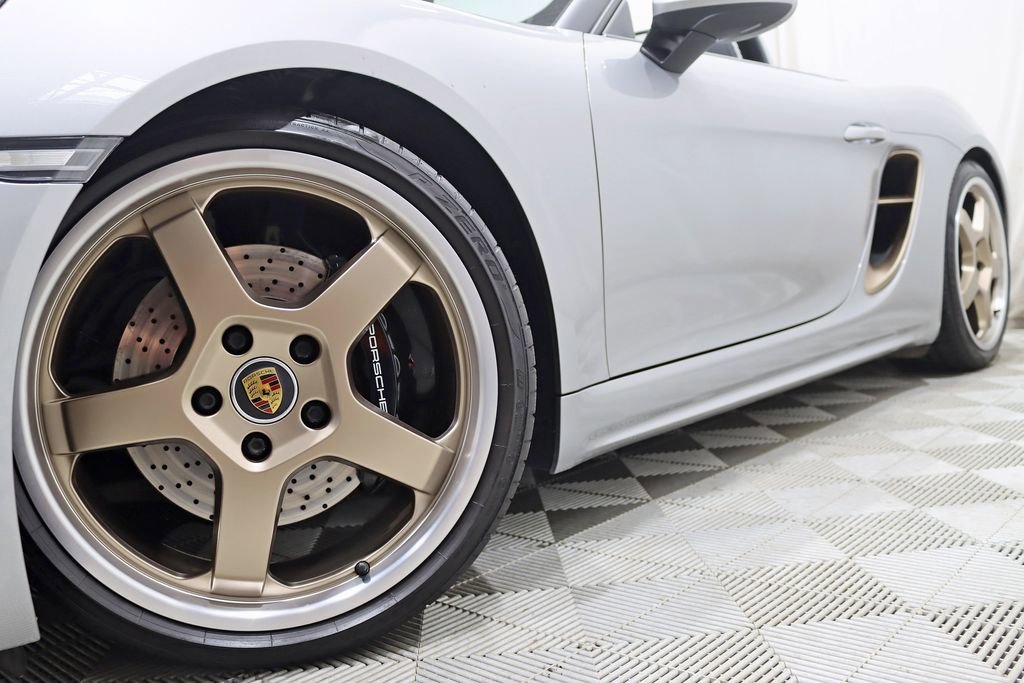 Used 2022 Porsche 718 Boxster RWD image 6