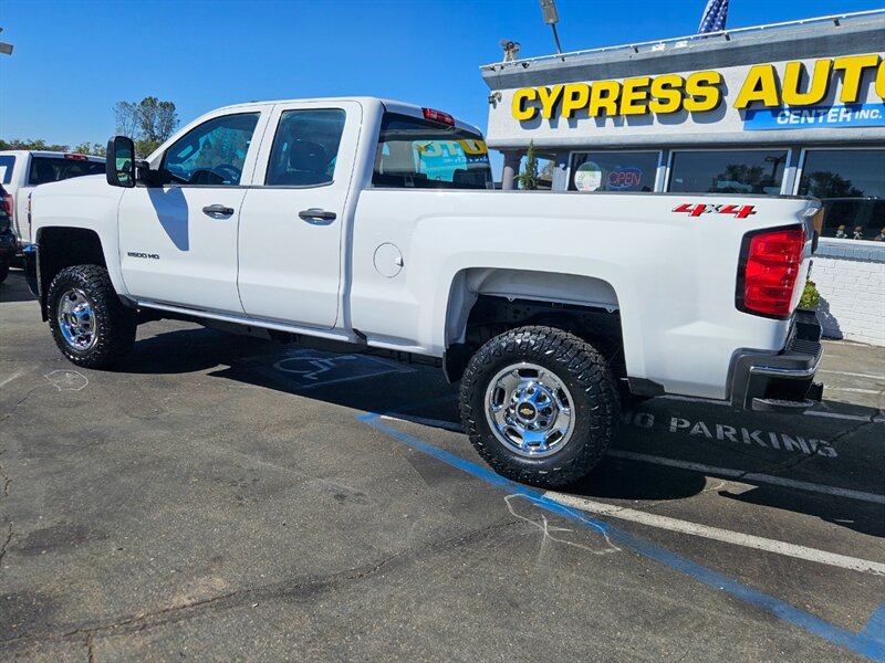 Used 2019 Chevrolet Silverado 2500 W/T AWD/4WD image 3