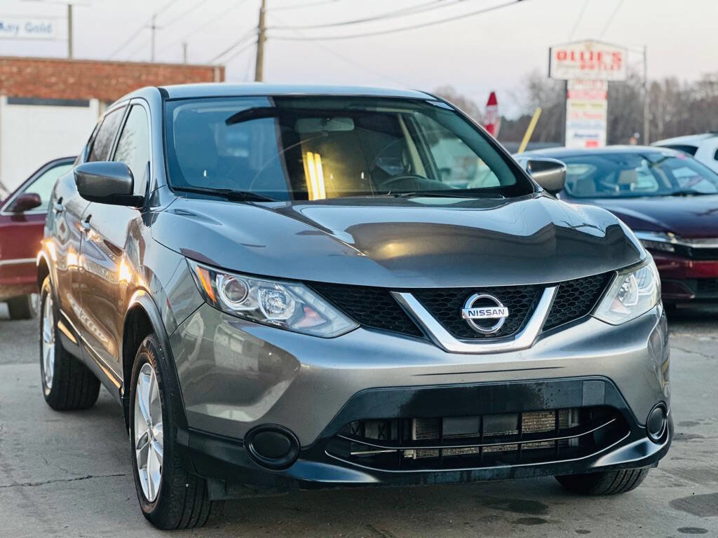 Used 2017 Nissan Rogue Sport S w/ S Appearance Package