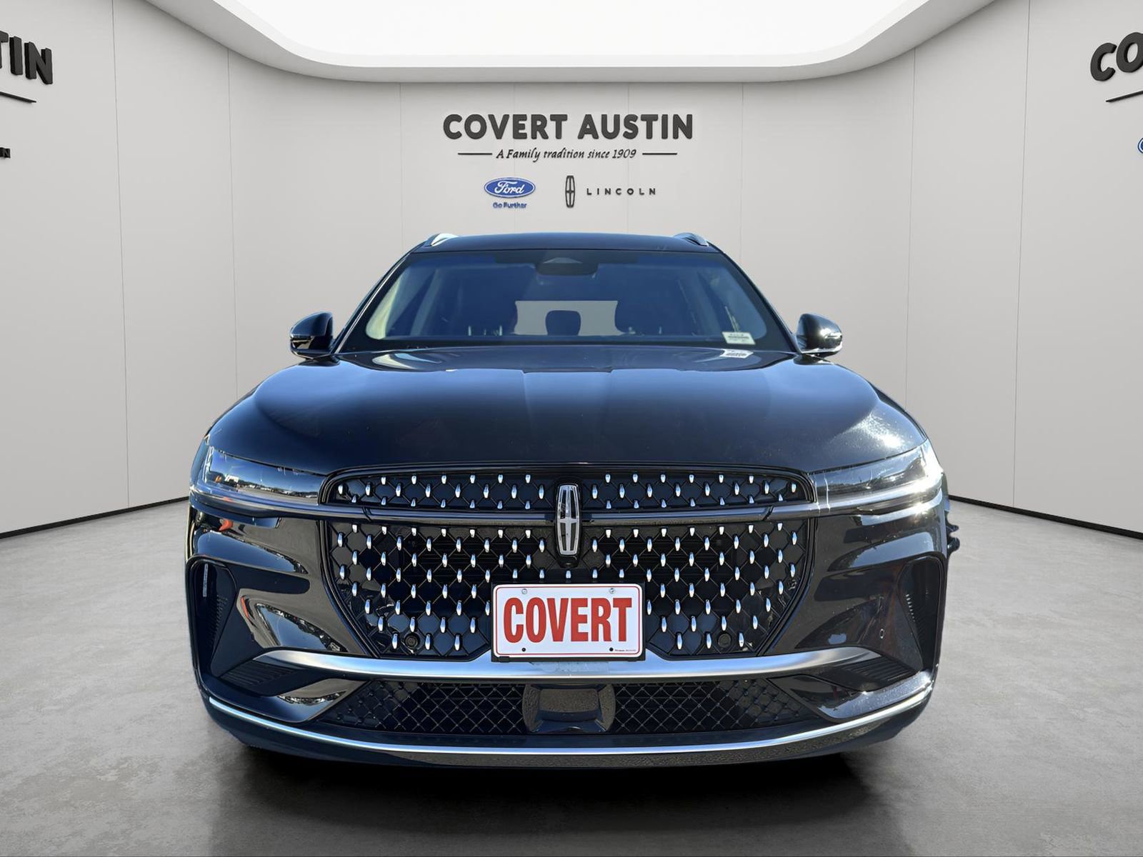 Used 2024 Lincoln Nautilus Reserve image 8