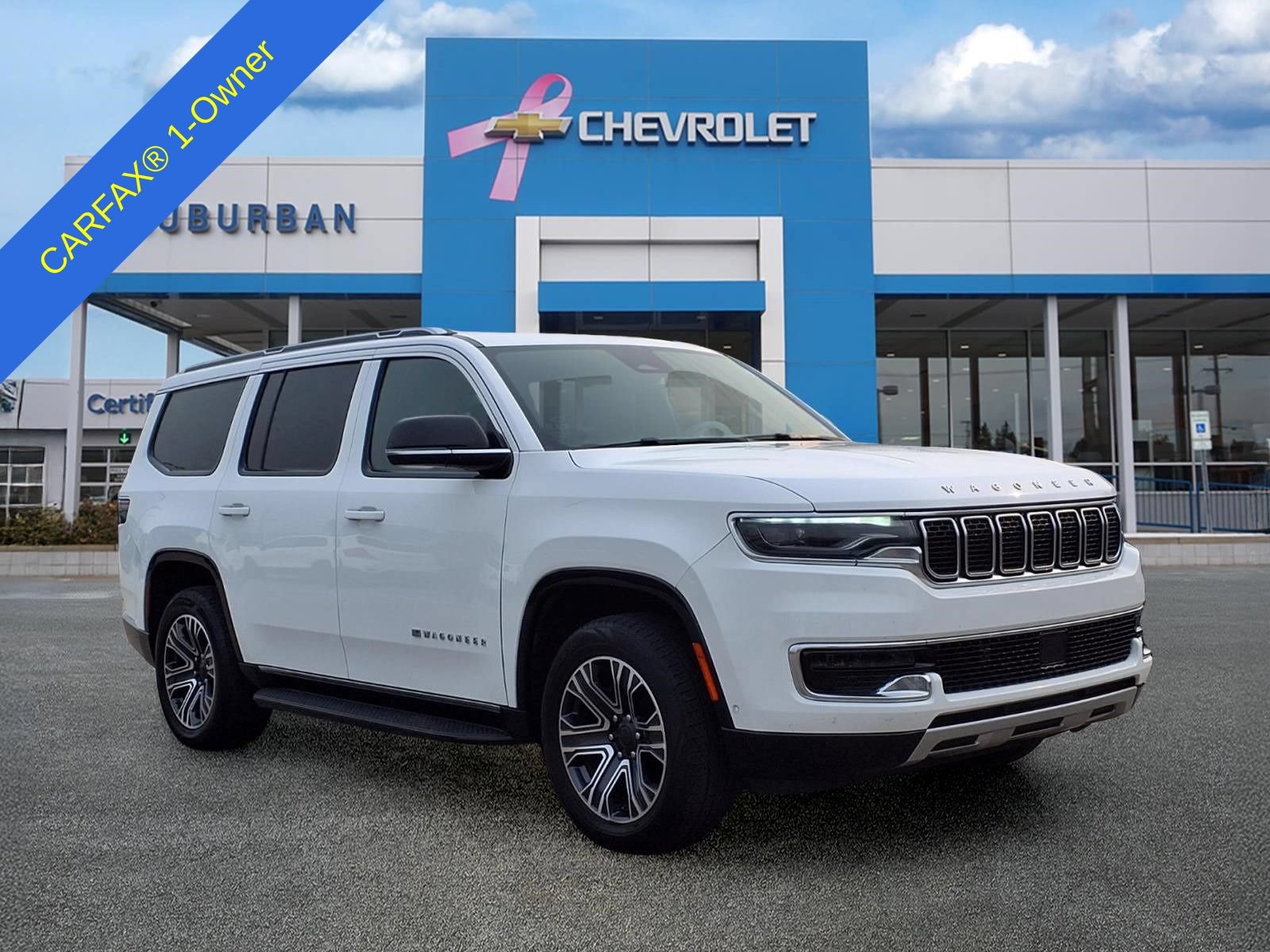 Used 2024 Jeep Wagoneer Series II w/ Flexible Seating Group RWD image 3