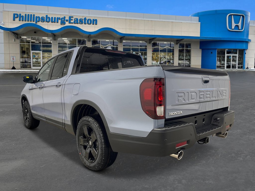 New 2026 Honda Ridgeline Black Edition image 3