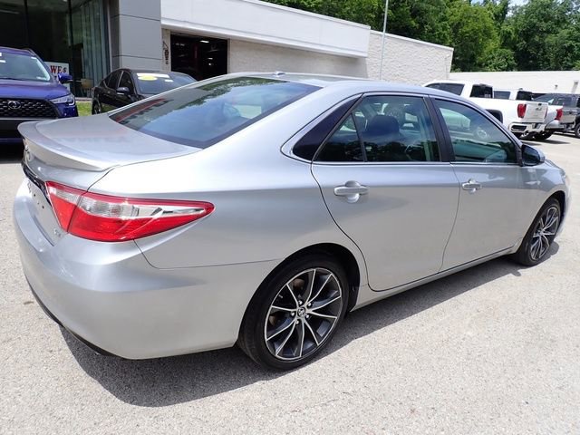 Used 2015 Toyota Camry XSE FWD image 4