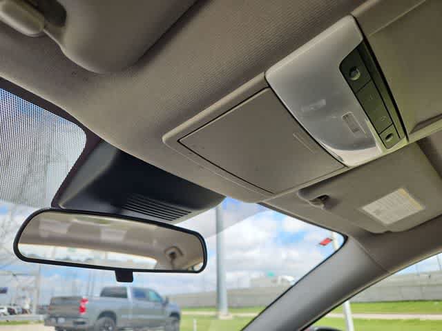 Used 2024 Nissan Sentra SV FWD image 26