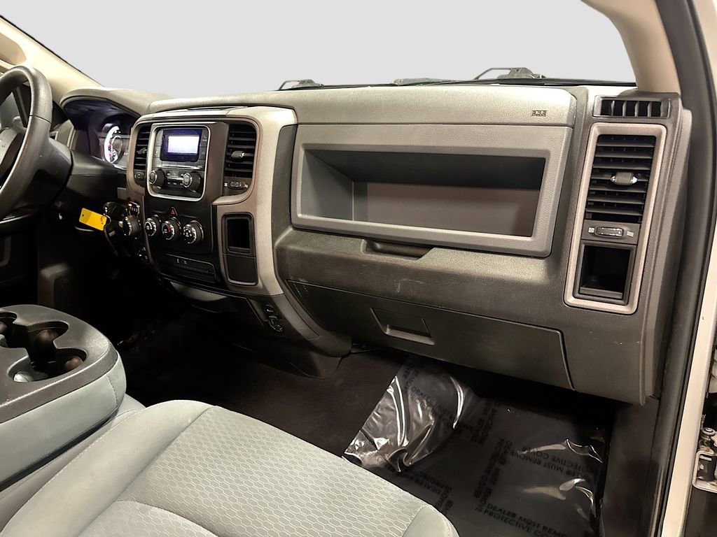 Used 2019 RAM 1500 Express AWD/4WD image 30