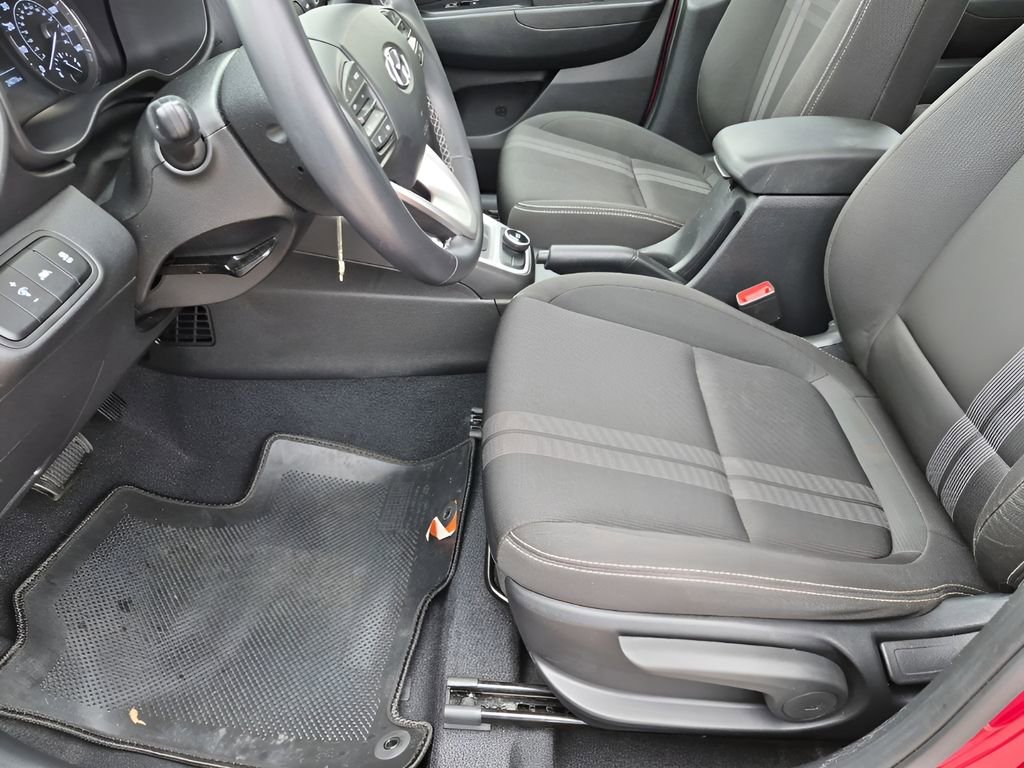 Used 2022 Hyundai Venue SEL image 30