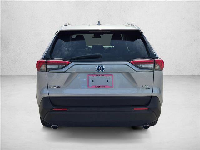 Used 2023 Toyota RAV4 XLE Premium AWD/4WD image 6
