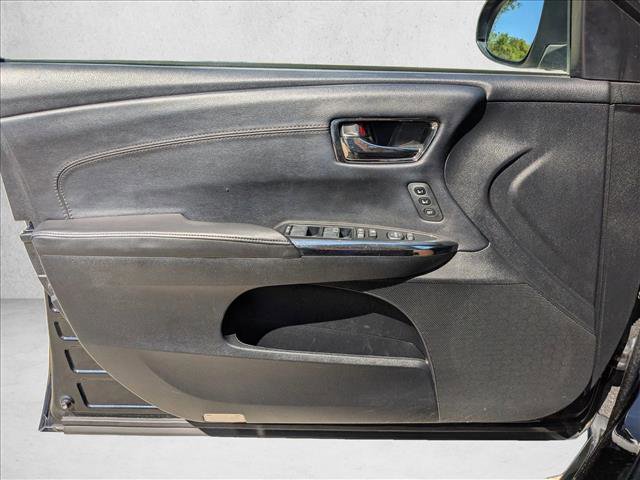 Used 2015 Toyota Avalon XLE Touring FWD image 13