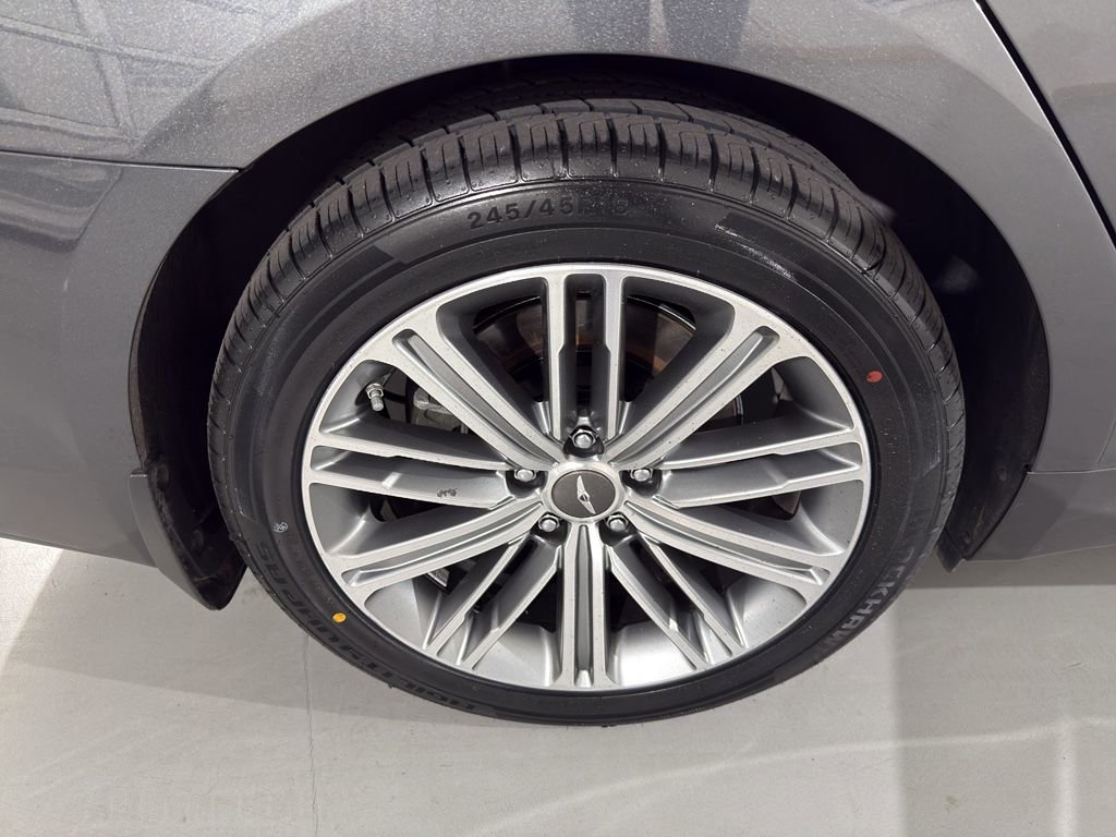 Used 2020 Genesis G80 3.8 RWD image 13