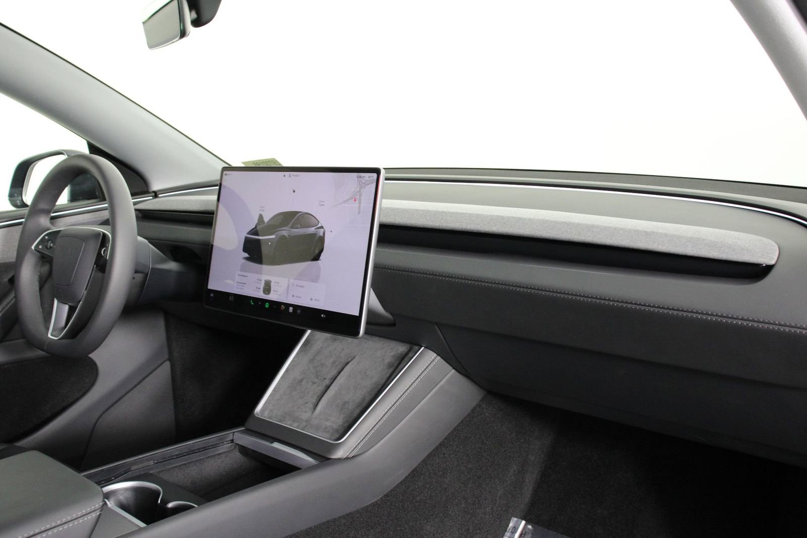 Used 2026 Tesla Model Y 2WD image 21